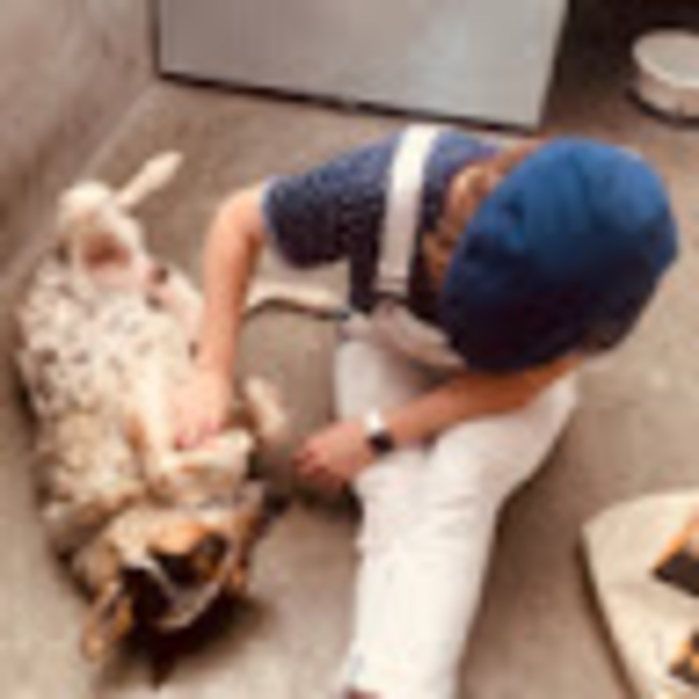 Meet your Posher, Kelly